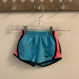 5/$20  Girls Nike Shorts 3T